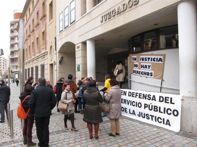 Recogida firmas CSIF