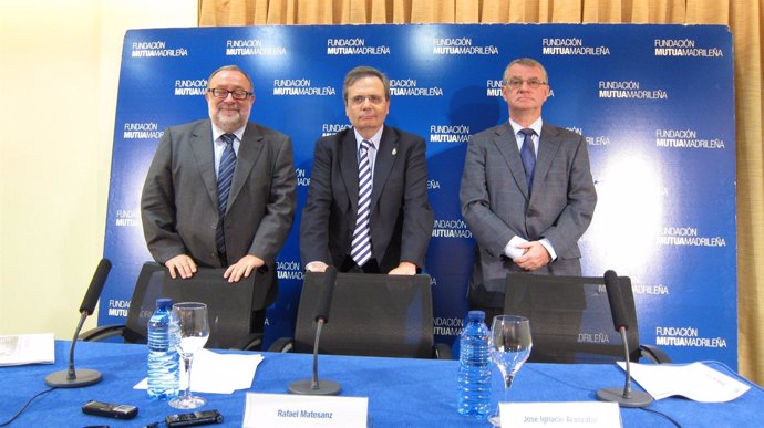 El presidente de ONT, Rafael Matesanz, y los coordinadores de Cataluña y Euskadi