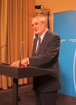 El presidente de la Junta de Andalucía, José Antonio Griñán, hoy tras el Consejo