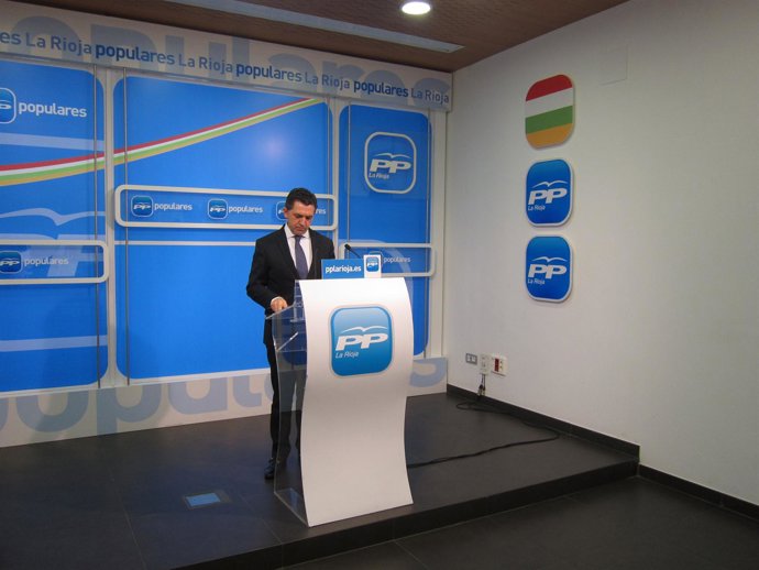 El secretario general del PP de La Rioja, Carlos Cuevas
