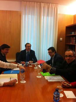 Reunión PP e Izquierda Plural sobre Desahucios