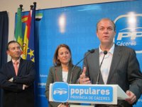 Monago destaca que Extremadura cumpla con el déficit y cree que los "esfuerzos" de los extremeños "no serán en balde"