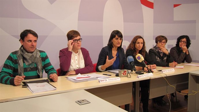 María González Veracruz y Presen López en el centro de la imagen