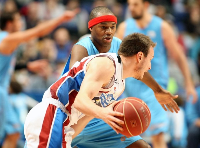 Asefa Estudiantes - Blusens Monbus