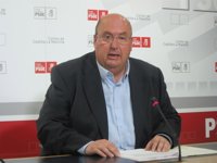 PSOE cree que Cospedal está "enmascarando el déficit" porque hay 330 millones de euros "que están siendo ocultados"