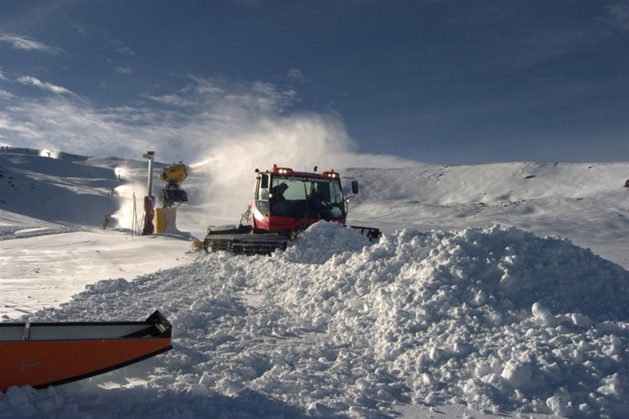 Nota Informativa Y Fotos De Hoy En Sierra Nevada
