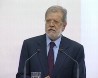 Ibarra asegura que combatirá a los que pretenden "arrasar" la Constitución "sin tener en cuenta las reglas y las normas"