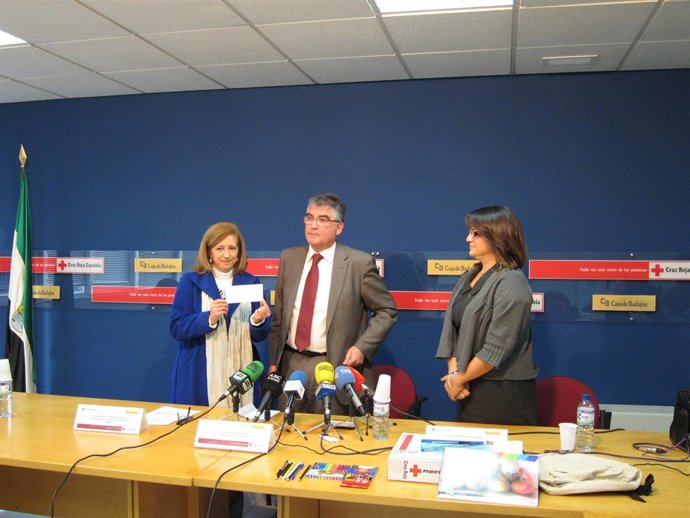 CAJA BADAJOZ Y CRUZ ROJA