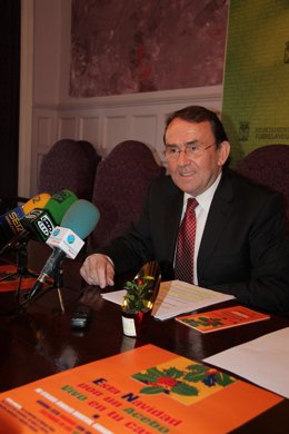 Presentación de la campaña 'Pon un acebo vivo en casa estas navidades'