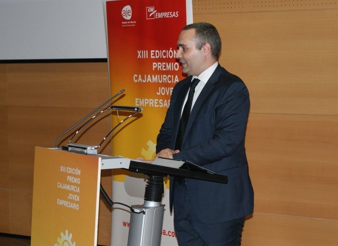 Andrés Romero durante la entrega del premio Joven Empresario