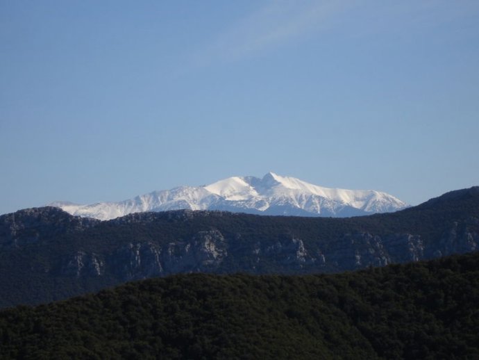 Montañas De Los Pirineos
