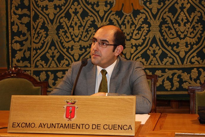 Enrique Hernández Valero
