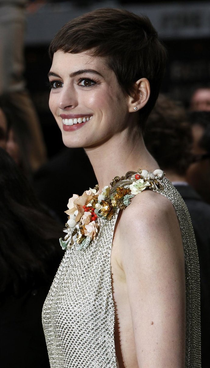Anne Hathaway