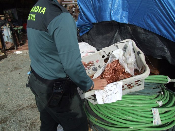 Cobre sustraído del Instituto