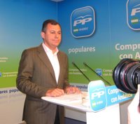 PP-A alerta de una deuda de "reconocida" de la Junta de 2.718 millones y del "incumplimiento" del objetivo de déficit