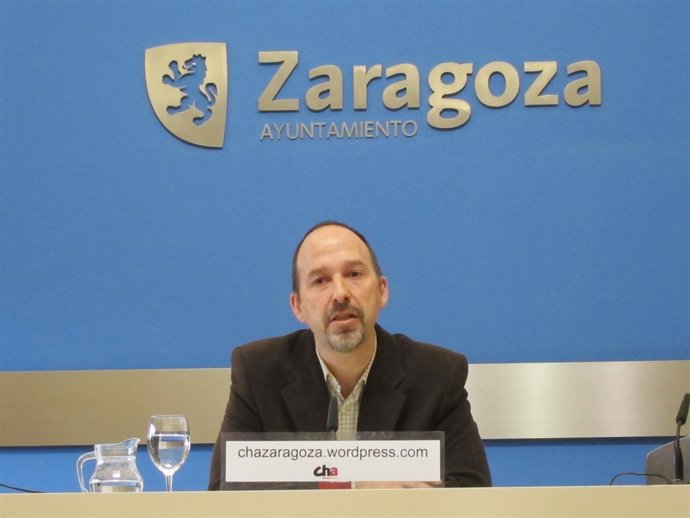 El concejal de CHA, Carmelo Asensio