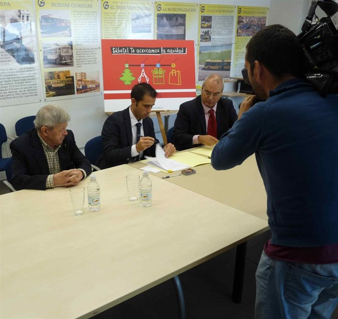 Guaguas Municipales entrega 125 bonos a Casa de Galicia