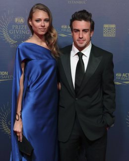 Fernando Alonso y Dasha Kapustina