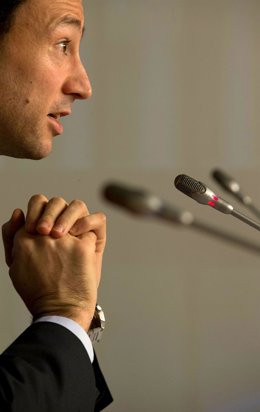 Guillermo Martínez.