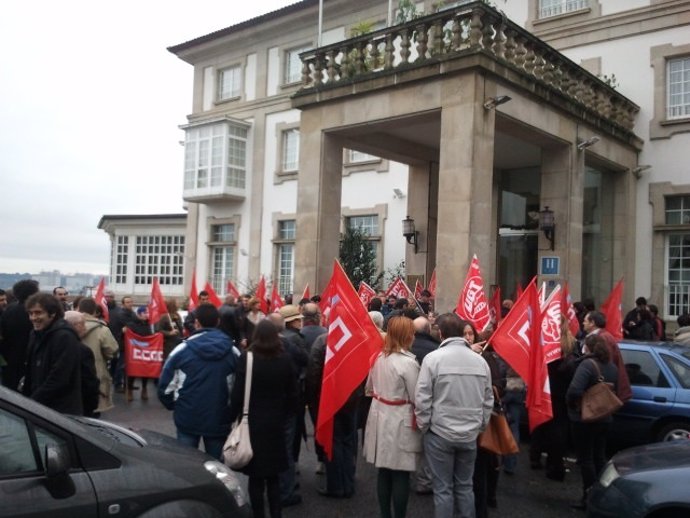 Protesta en el Parador de Ferrol durante la huelga