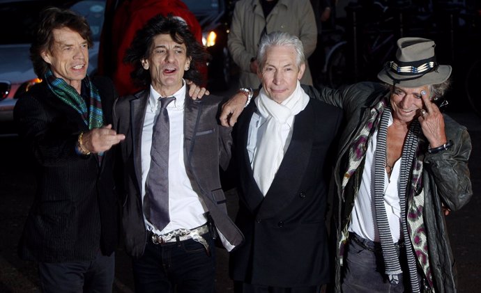 Rolling Stones Al Completo: Mick Jagger, Ron Wood, Charlie Watts Y Keith Urban