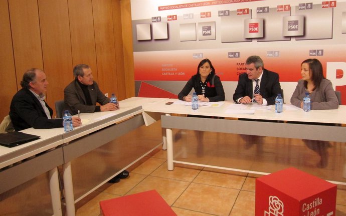 Reunión del PSOE y Urcacyl.
