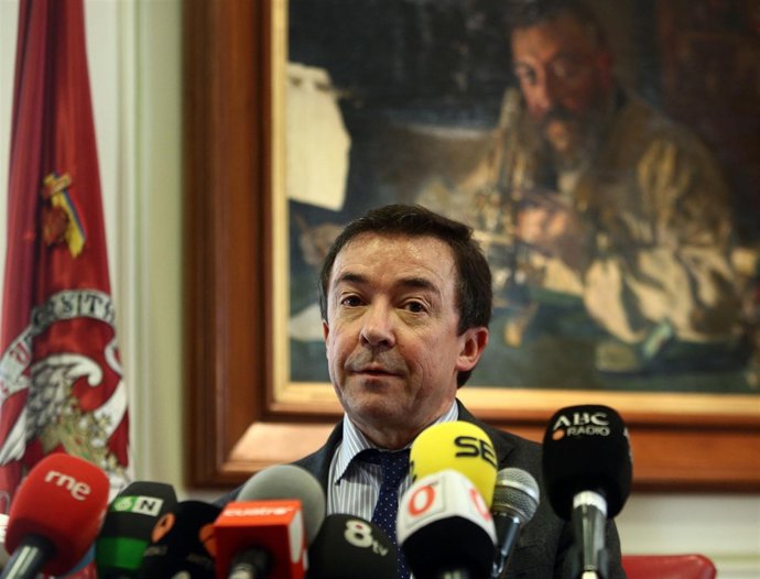 Rector de la Universidad Complutense, José Carrillo