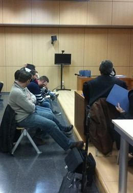 Policías y confidentes acusados durante el juicio