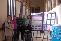 Ayuntamiento instala pictogramas y códigos BIDI en la línea 15 de la EMT para hacer más accesible la información