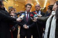 Feijóo destaca el "esfuerzo" de la Xunta por "preservar sanidad, educación y servicios sociales", que "seguirá" en 2013