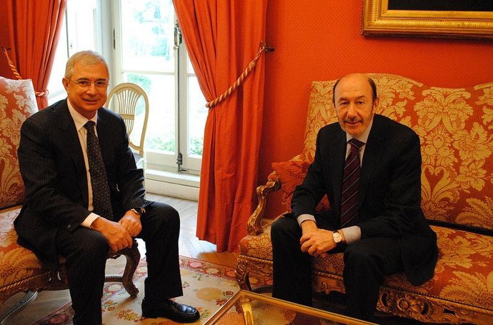 Rubalcaba con el presidente de la Asamblea Nacional francesa