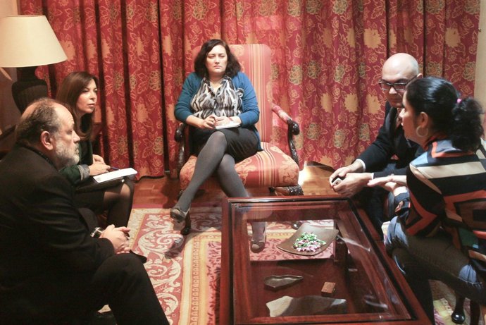 Mendoza (i) durante la reunión en La Palma