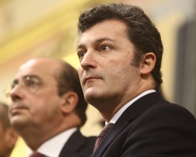 Detenido el diputado Santiago Cervera por presunto chantaje