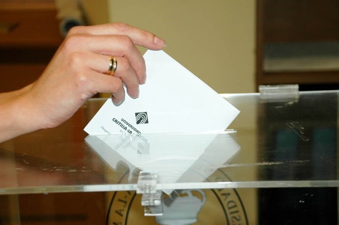 Votación UCLM