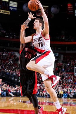 Víctor Claver en el Portland Traul Blazers-Toronto Raptors