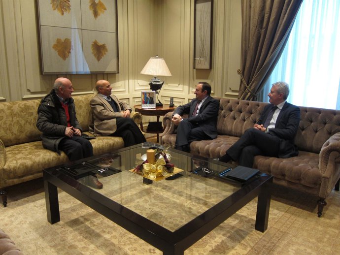 Encuentro entre el presidente de La Rioja y el nuevo delegado saharaui 