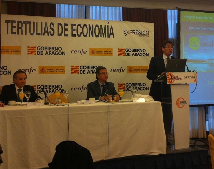 Consejero de Industria de Aragón, Arturo Aliaga