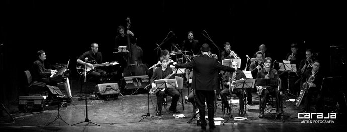 Modulando Big Band