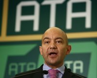 Economía.-García-Legaz califica de "error" la decisión de la Eurocámara de no contar con el español en la patente única 