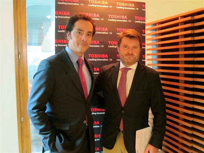 Pau Ortiz y Alberto Ruano (Toshiba)