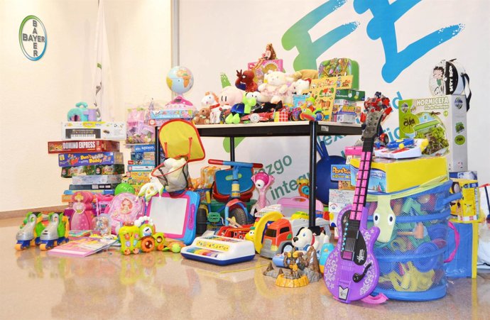 Juguetes donados por empleados de Bayer