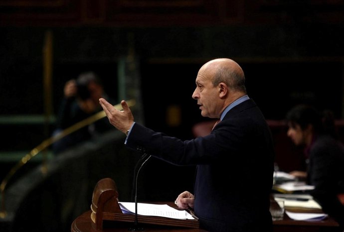 José Ignacio Wert en la tribuna del Congreso