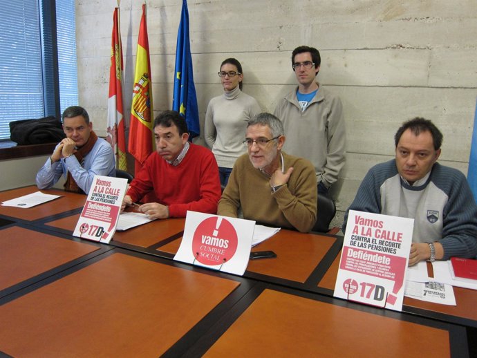 Portavoces de la Permanente de la Cumbre Social en CyL.