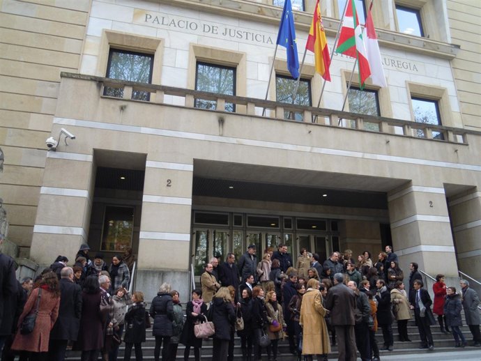 Jueces y fiscales en el paro