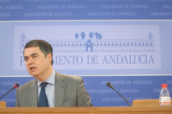 Carlos Rojas, hoy en rueda de prensa