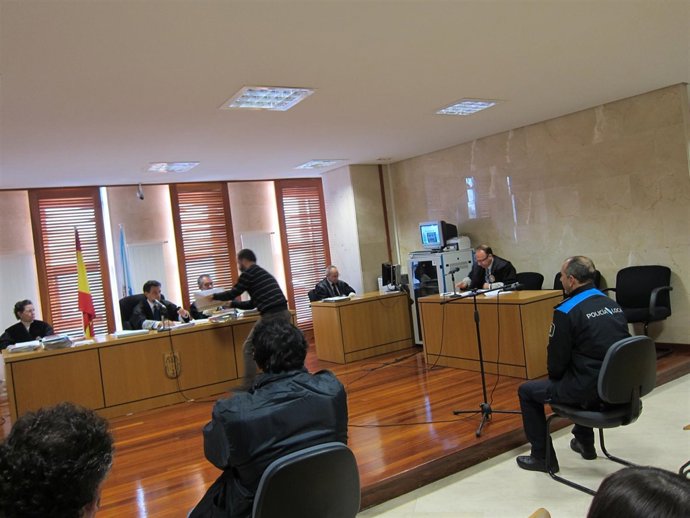 Un momento del juicio por un incendio forestal en 2006 en Ames