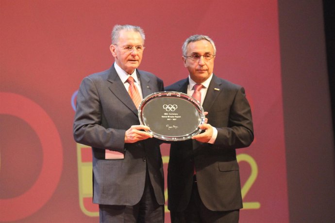 Jacques Rogge y Alejandro Blanco Centenario del COE