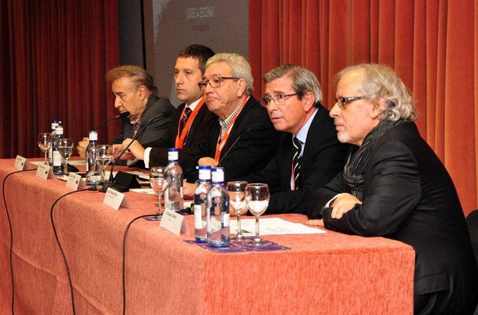 Inauguración de Mercartes en Fibes