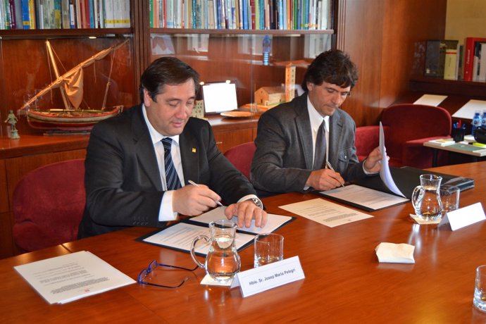 Josep Maria Pelegrí firma un convenio para la promoción de las DOP e IGP