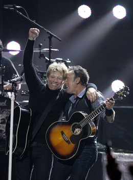 Jon Bon Jovi  yBruce Springsteen